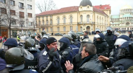 нова мишена протеста медиите пеевски