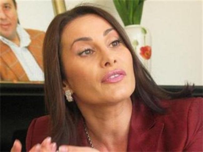 Дарина Павлова не стъпва на гроба на баща си