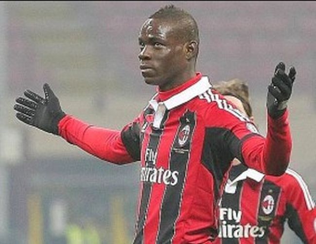 Супер Марио отново герой за Милан - росонерите влязоха в тройката 