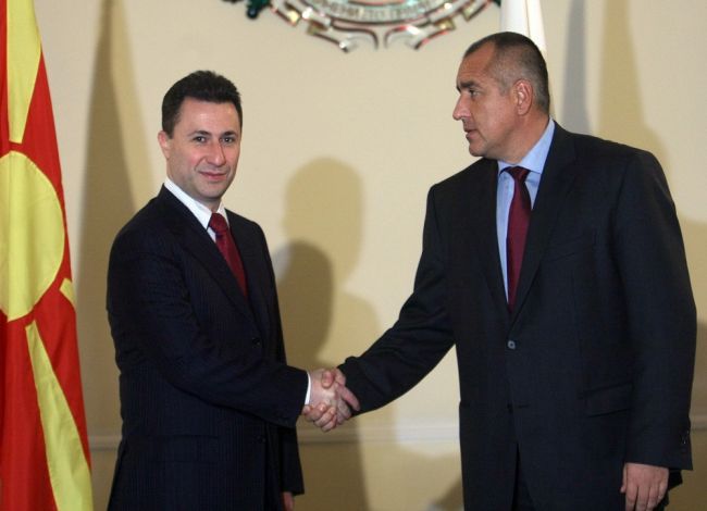 Македонци видяха Бойко на тайно посещение