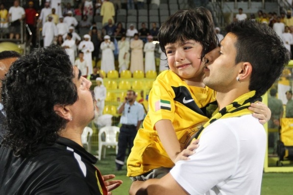 Агуеро посвети на сина си головете си срещу Лийдс