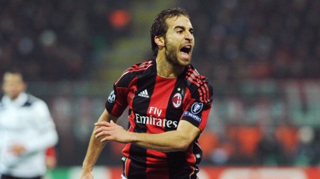 Фламини разкри ахилесовата пета на Фабрегас