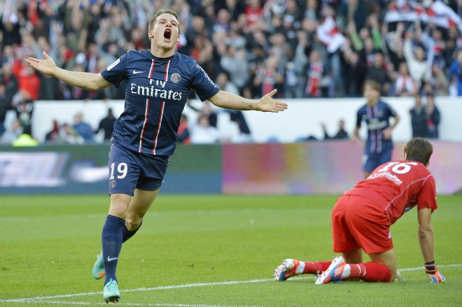 Сошо надви ПСЖ и направи услуга на Лион