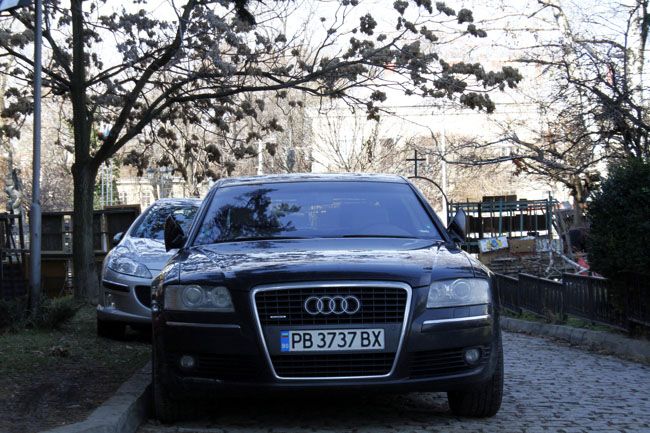 Владици се успаха за избора на патриарх (Снимки)