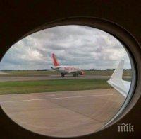 Пътниците от похитения в Ларнака самолет отлетяха за Кайро