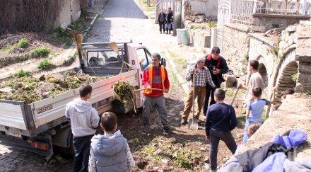 доброволческа акция почистване паркова зона варуша