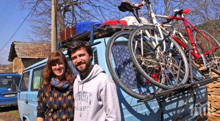 полякът бартош германката юлиана стигнаха павликенските села