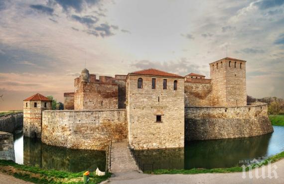 Търсят решение на проблеми с паметниците във Видин
