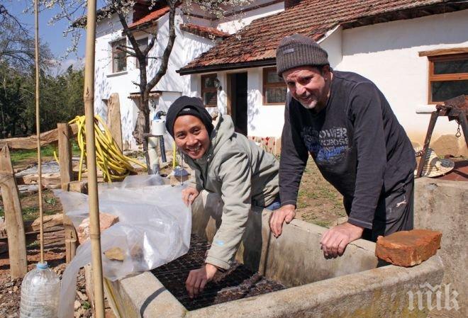  Британец и тайландка правят малка биоферма във Вишовград