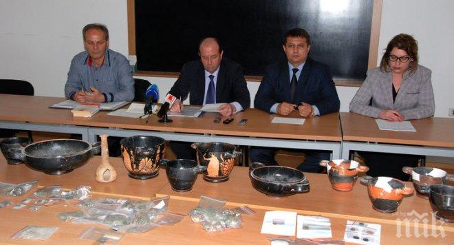 Откриха делви на 25 века у арестуваните хасковски иманяри