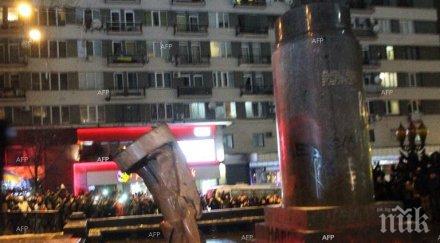 полша премахва 500 съветски паметници