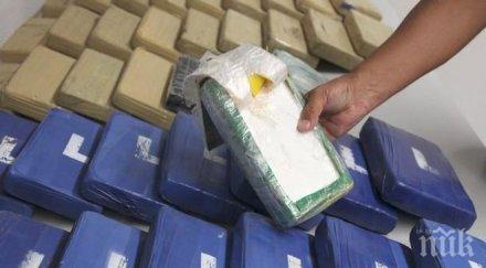 военноморските сили колумбия предотвратиха контрабанда повече тон кокаин