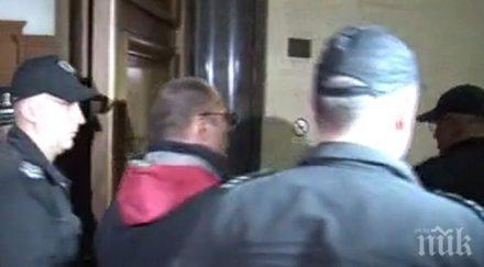 пик обвиненият убийства ботевград остава ареста