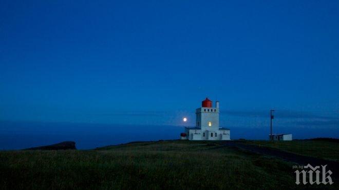 Двете управляващи партии в Исландия се договориха да съхранят коалицията
