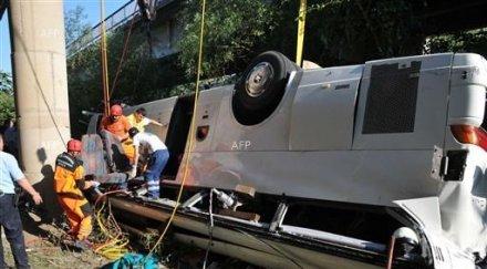 един човек загина катастрофа два автобуса баку