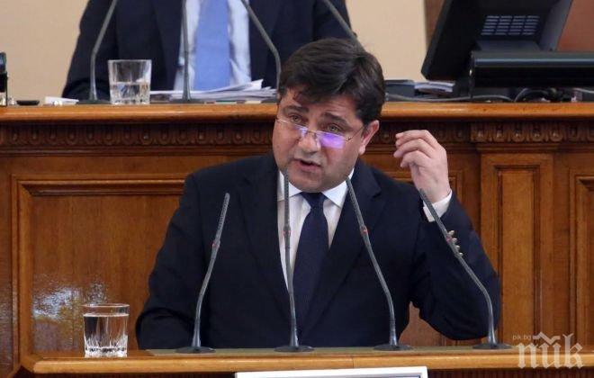 Георги Търновайски: Странно е, че въпреки икономическата и финансова криза, националният приоритет никога не е икономиката