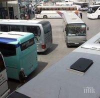 Автобусните превозвачи на протест заради тол такси