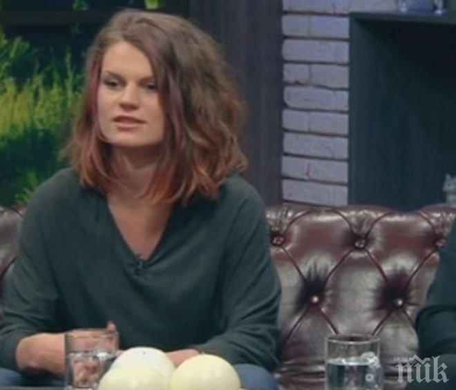 Рая Агонцева ходи с борец, учи право и е щастлива, че е оцеляла в онези ла.на