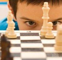 Емил Стефанов с две шампионски титли и един сребърен медал на Държавните по шахмат