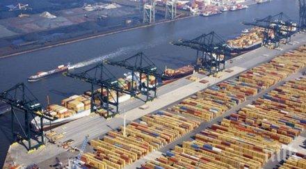 пристанището варна отворено маневриране всички кораби