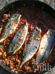 мъж купи скумрия плати свинско филе