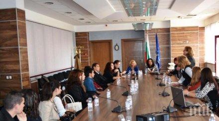 министър лиляна павлова изнесе лекция студенти тракийския университет