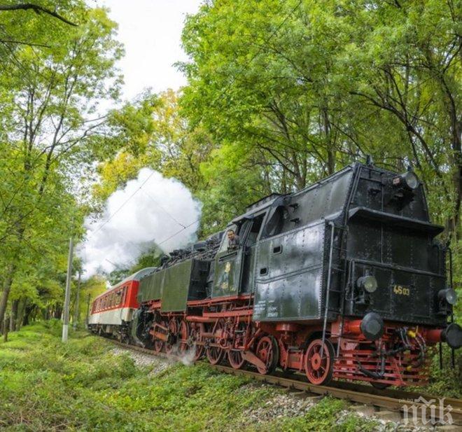 „БДЖ - Пътнически превози“ организира ретро-празници с най-мощният парен локомотив у нас-Баба Меца на Лазаровден и Цветница

