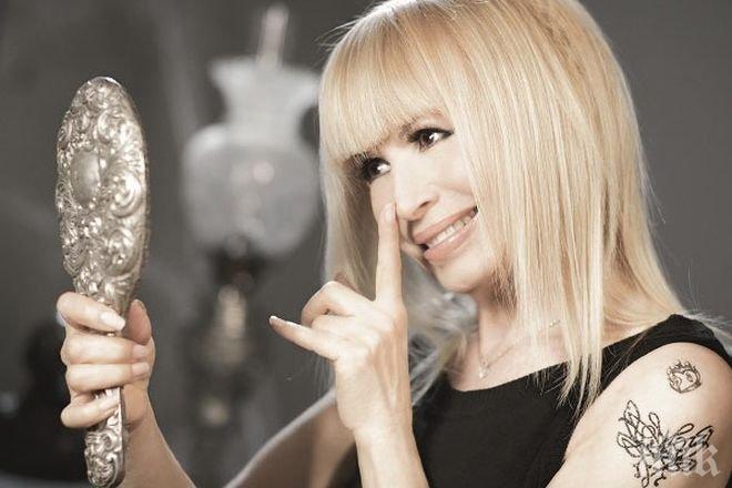 Нов бюст на 80! Лили Иванова показа гърди като на плеймейтка - сложила ли е силикон
