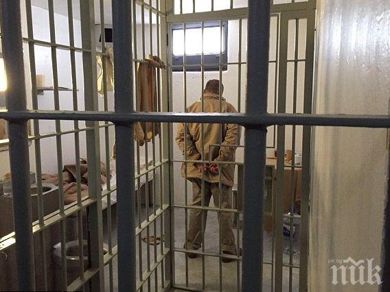 Бивш египетски министър влиза на топло за 10 години заради корупция