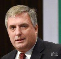 Калфин: По-ранното оставяне на децата в ясли и градини, трябва да се изведе като приоритет

