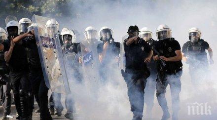 гръцки полицаи пострадали сълзотворния газ използван мигрантите границата