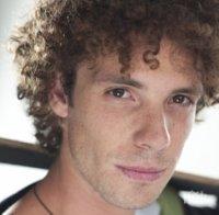 ИЗЛОЖИ СЕ! Явор Бахаров отново удари дъното, появи се напушен в ефир (снимка)
