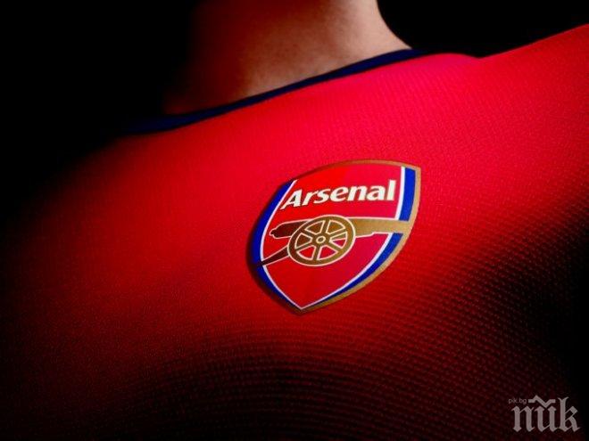 Уилшър и Росицки пред завръщане в игра за Арсенал