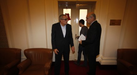 костов решил дали преговаря експертен кабинет