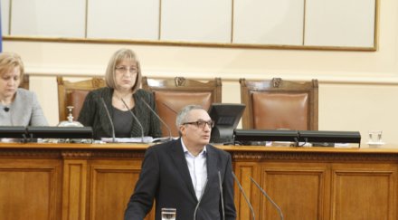 костов следва разпускане парламента