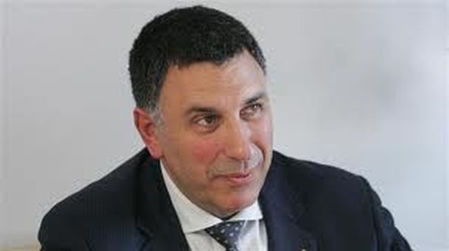 Дянков остави НЕК да фалира