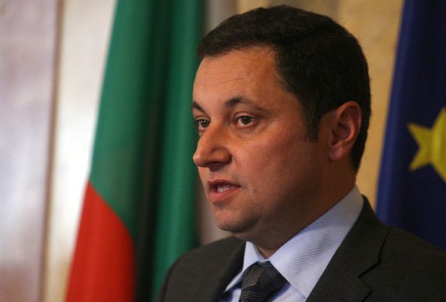 Яне Янев хвърчи във въздуха: Готов съм за премиер!