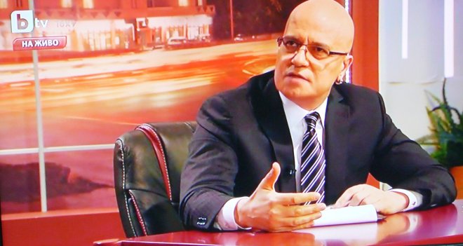 Слави: Къде се скри бе, Бойко? Обади се!