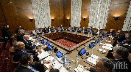 преговорите женева обсъди структурата преходното правителство сирия