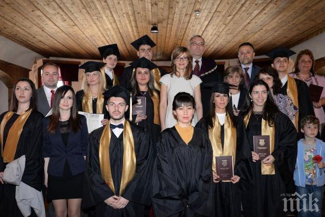 Министър Екатерина Захариева учредява годишната награда „Почтен магистрат“