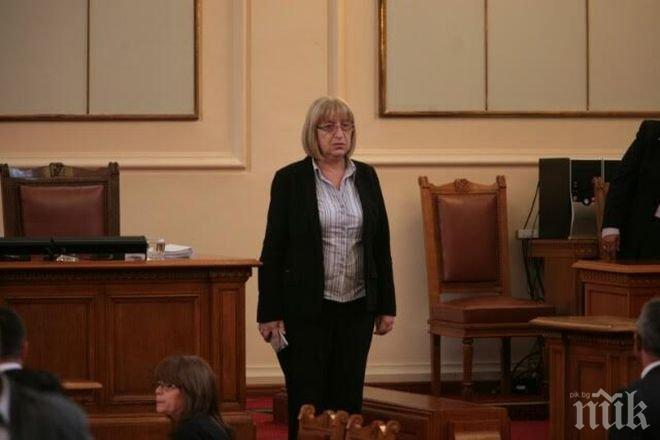 Цецка Цачева: Мисля, че сме по-близо до въвеждането на задължително гласуване