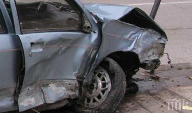 Пиян шофьор смля автомобил край Казанлък