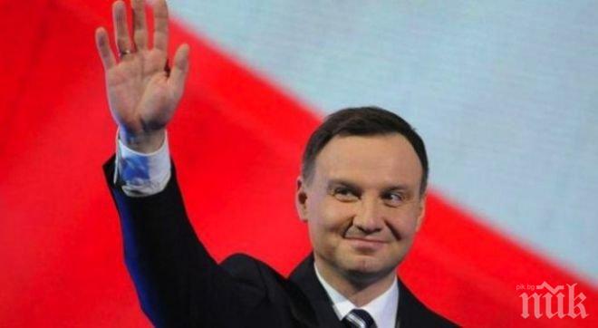 Дуда иска да се укрепи сигурността и на Полша, и на нейните съседи
