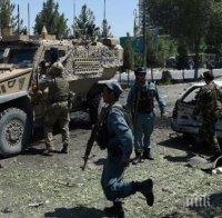 Броят на жертвите на терористичните атаки в Кабул е нараснал до 64 души, стотици са ранени