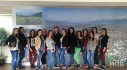 казанлъшки красавици влизат борбата царица роза 2016