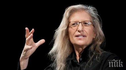 ани лейбовиц смята елизабет втора дръпната раздразнителна