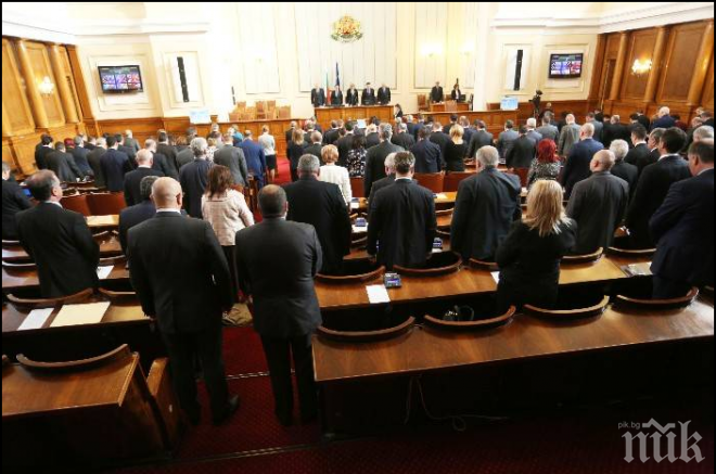 Депутатите окончателно гласуват промените в Изборния кодекс