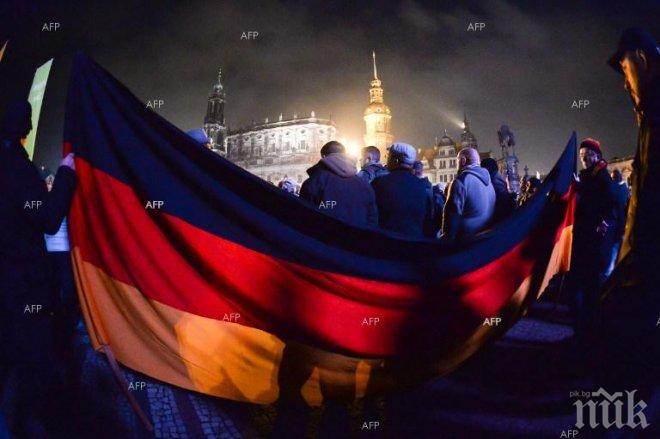 Петима полицаи пострадаха при протест в Германия