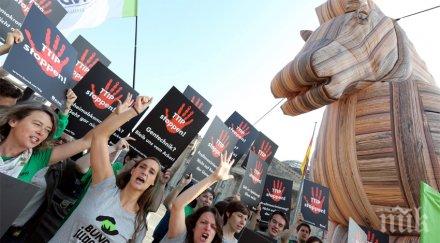 хиляди излизат протест хановер търговското споразумение сащ