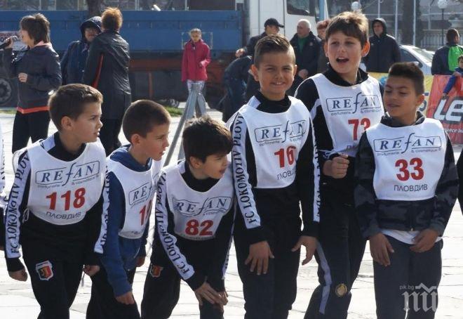 Родител: Да се занимаваш с Фонда за лечение на деца в чужбина е ходене по мъките